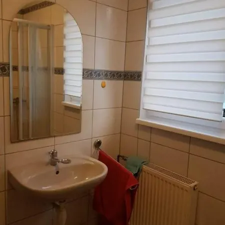 Studio Apartment *