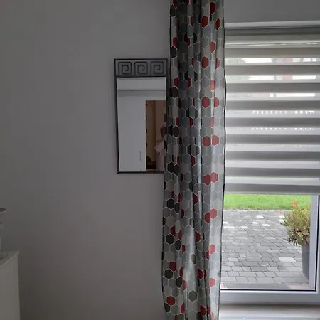 Studio Apartment *